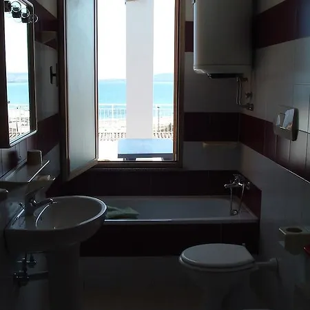 A Due Passi Dal Mare *